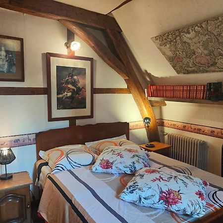 La Taniere Des Tanneries Bed & Breakfast Тонер Екстериор снимка