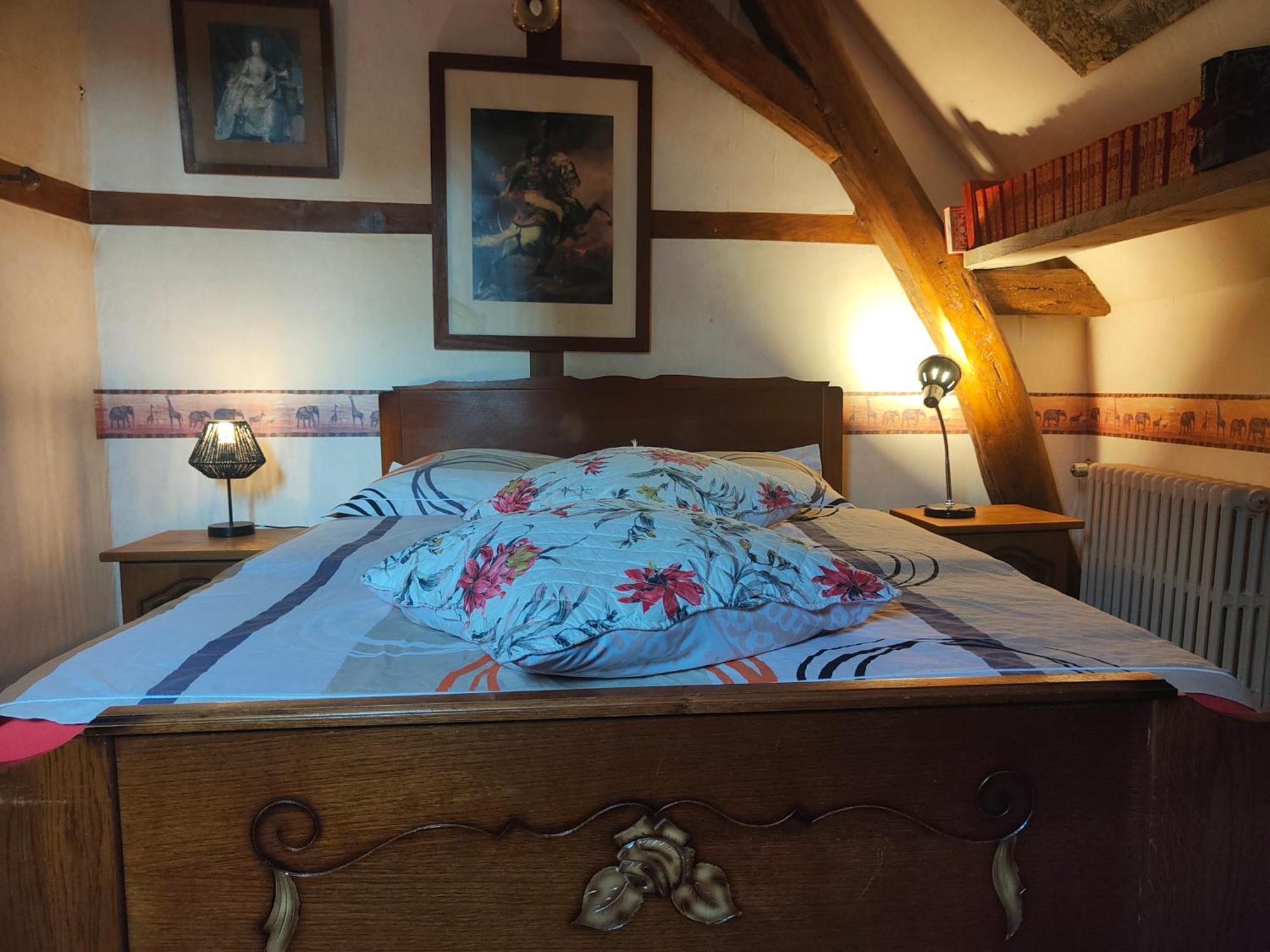 La Taniere Des Tanneries Bed & Breakfast Тонер Екстериор снимка